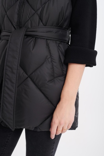 Pikowana kamizelka, czarna Pikowana kamizelka, czarna