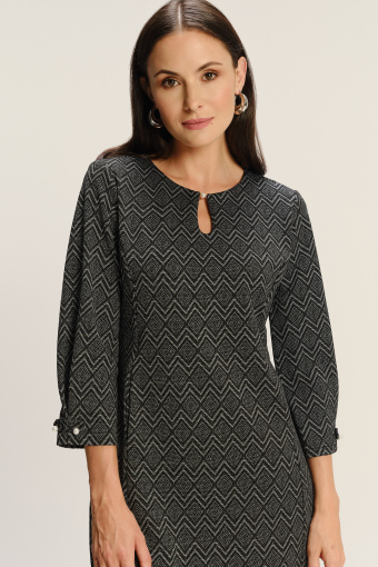 Klasyczna printowana sukienka z rękawem 3/4