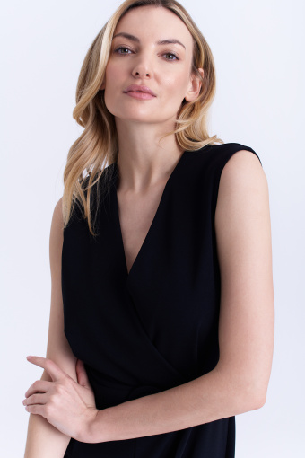 Czarny elegancki kombinezon