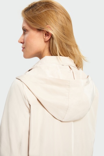 Sportowa kurtka z kapturem Sportowa kurtka z kapturem