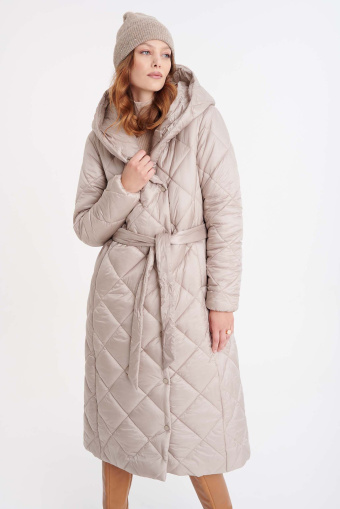 Pikowany płaszcz z kapturem Pikowany płaszcz z kapturem