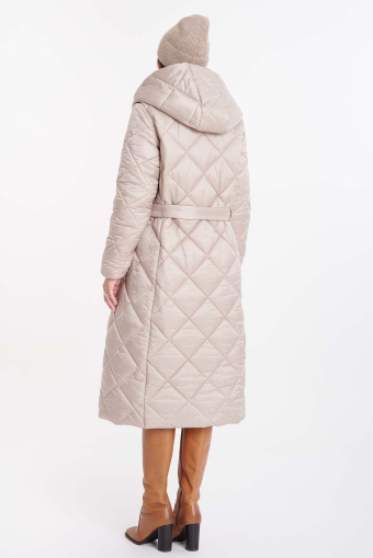 Pikowany płaszcz z kapturem Pikowany płaszcz z kapturem