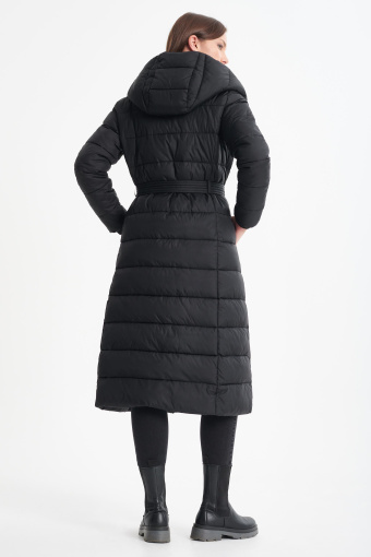 Pikowany płaszcz z kapturem