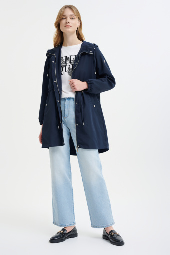 Granatowa parka z kapturem