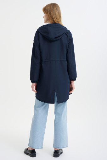 Granatowa parka z kapturem