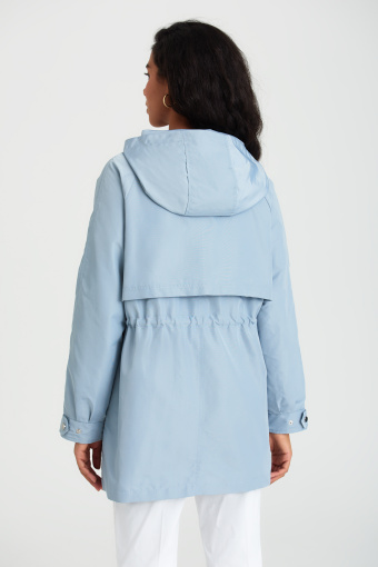 Błękitna kurtka przeciwdeszczowa Błękitna kurtka przeciwdeszczowa