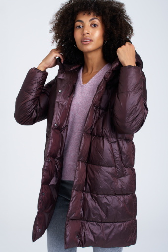 Stylowa, dwuwarstwowa kurtka w ciemnobordowym kolorze
