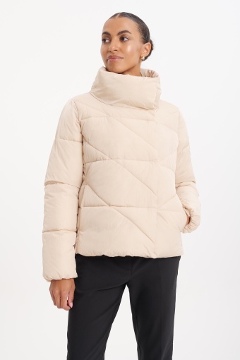 Krótka, pikowana kurtka, ecru