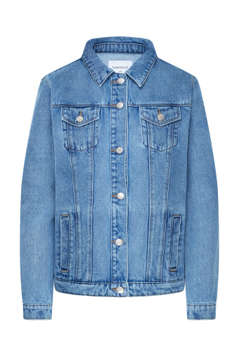 Luźna, jeansowa kurtka w jasnoniebieskim kolorze