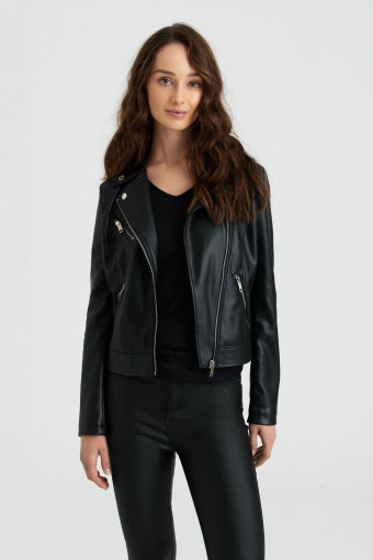 Czarna ramoneska z ekoskóry, dekoracyjne zamki