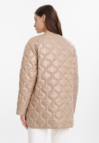 Beżowa, pikowana kurtka