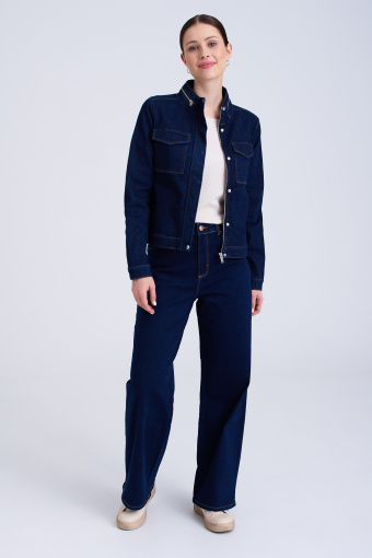 Granatowa jeansowa kurtka ze stójką
