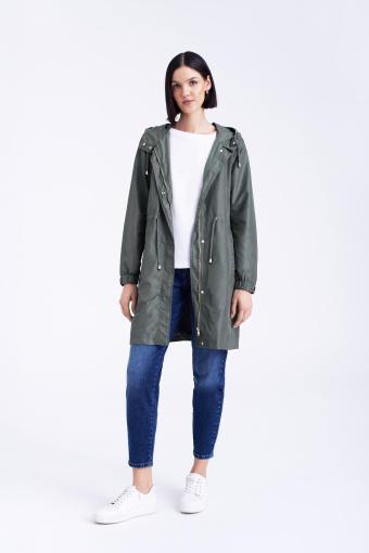Zielona kurtka typu parka Zielona kurtka typu parka