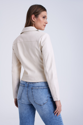 Kobieca ramoneska w kremowym kolorze