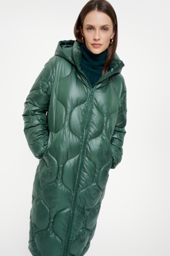 Kurtka w kolorze ciemnej zieleni pikowana
