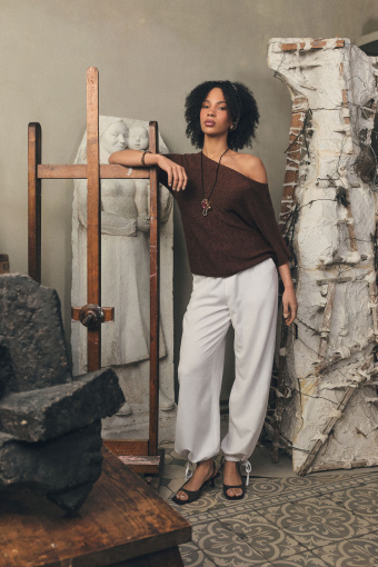 Lniano-wiskozowe spodnie z troczkami u dołu nogawek