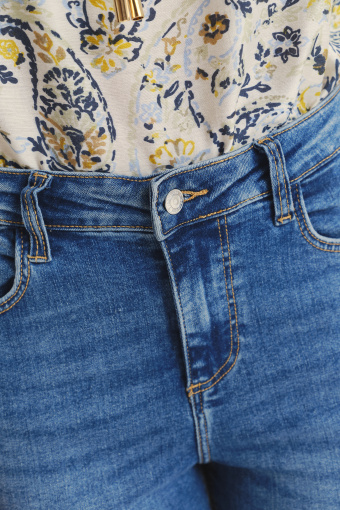 Niebieskie spodnie 7/8