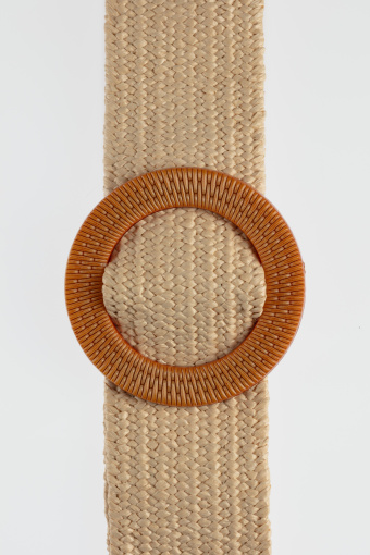 Beżowy pasek w stylu boho