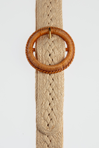 Jasnobeżowy pasek z rafii