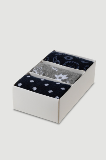 Zestaw skarpet w różnorodne wzory 