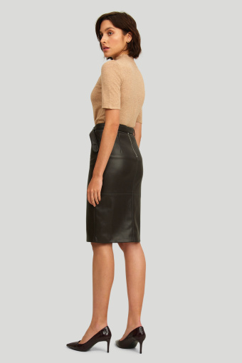 Ciemnobrązowa, ołówkowa spódnica z asymetrycznymi przeszyciami