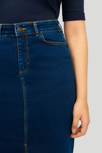 Ciemnogranatowa, denimowa spódnica z rozcięciem