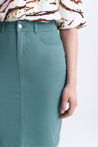 Spódnica ołówkowa w zielonym kolorze