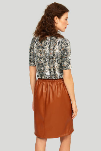 Jasnobrązowa spódnica z gumką w pasie