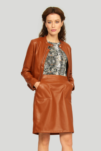 Jasnobrązowa spódnica z gumką w pasie