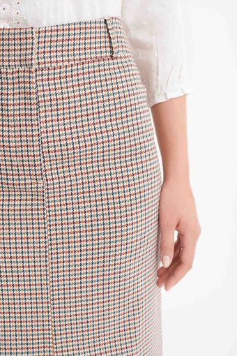 Klasyczna spódnica w kratkę Klasyczna spódnica w kratkę