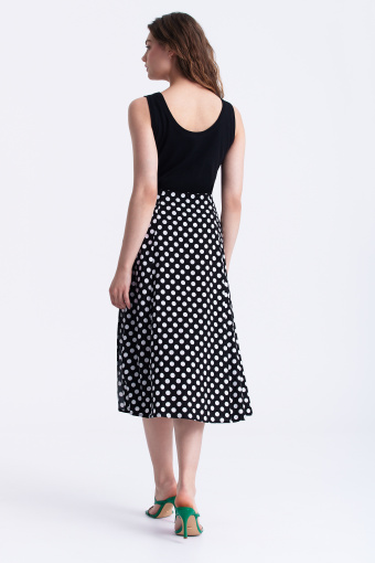 Spódnica midi z nadrukiem w groszki, czarno-biała