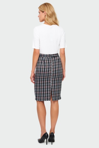 Ciepła ołówkowa spódnica