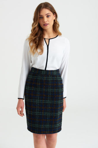 Ciepła ołówkowa spódnica