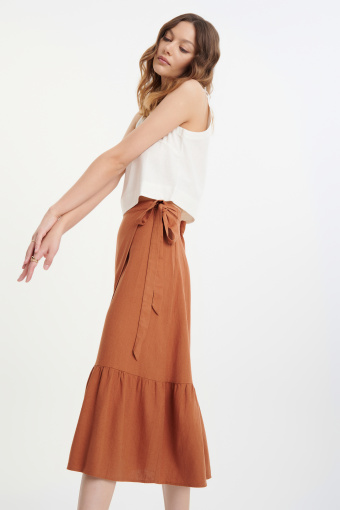 Brązowa spódnica midi z falbaną