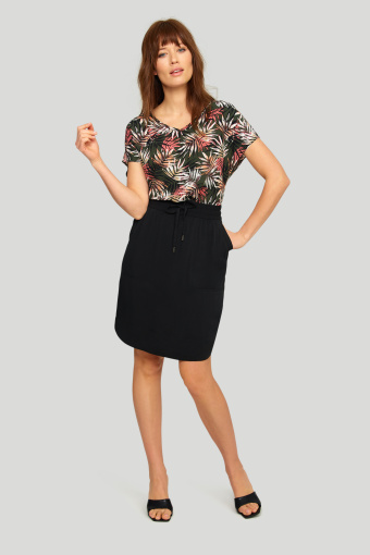 Wiskozowa spódnica z kieszeniami Wiskozowa spódnica z kieszeniami