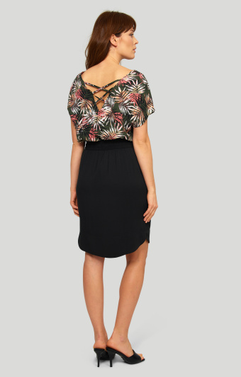 Wiskozowa spódnica z kieszeniami Wiskozowa spódnica z kieszeniami