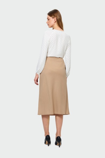 Rozkloszowana spódnica