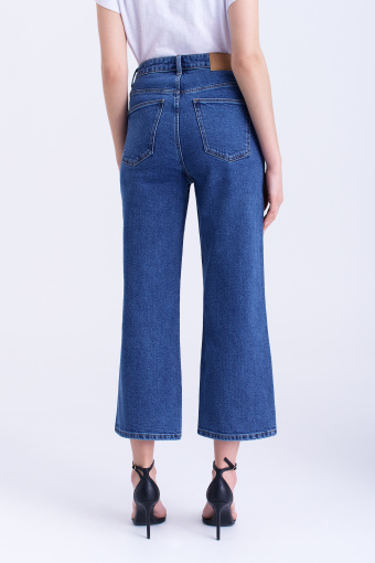 Proste granatowe jeansy