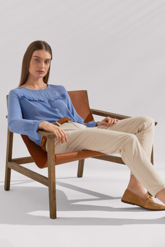 Kremowe jeans'y typu mom fit