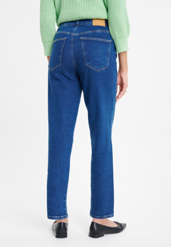 Spodnie jeansowe luźne nogawki Spodnie jeansowe luźne nogawki