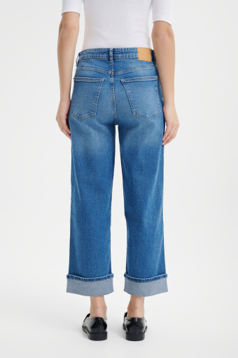 Spodnie jeansowe typu cropped