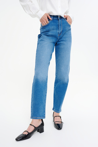 Stylowe spodnie jeansowe o kroju mom