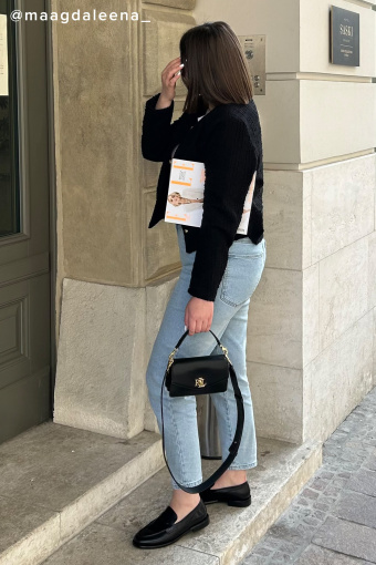 Stylowe jeansy typu boyfriend, efekt przetarcia