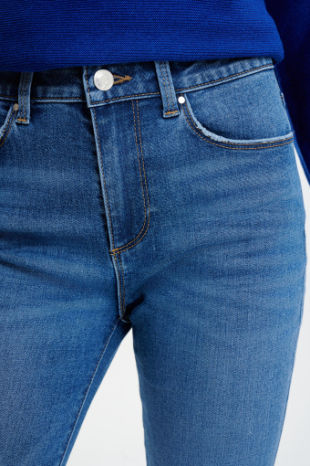 Spodnie jeansowe z przetarciami