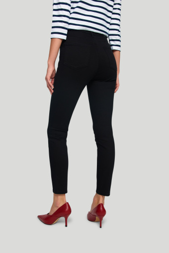 Denimowe, dopasowane spodnie Denimowe, dopasowane spodnie