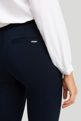 Eleganckie, granatowe cygaretki z paskiem ze skóry ekologicznej