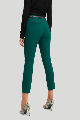 Klasyczne cygaretki w kolorze butelkowej zieleni, pasek w zestawie Klasyczne cygaretki w kolorze butelkowej zieleni, pasek w zestawie