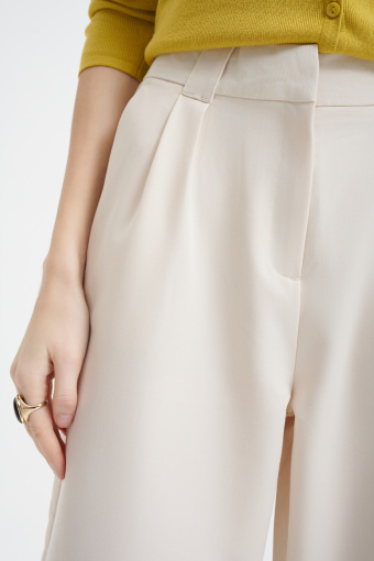 Eleganckie spodnie z szeroką nogawką 