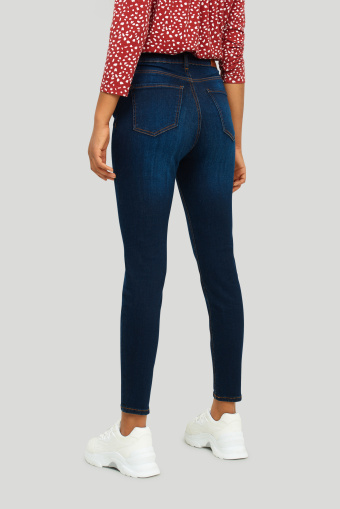 Elastyczne, granatowe jeansy o kroju slim-fit Elastyczne, granatowe jeansy o kroju slim-fit