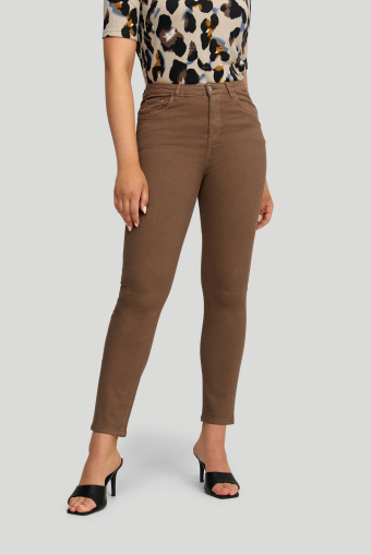 Uniwersalne, bawełniane spodnie w brązowym kolorze Uniwersalne, bawełniane spodnie w brązowym kolorze